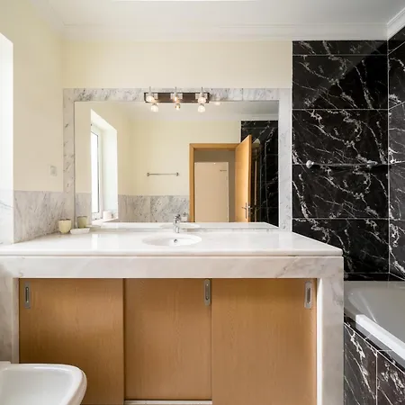 Captivating 600m To Vau *