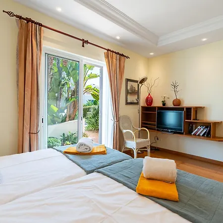 Villa Captivating 600m To Vau Portimao