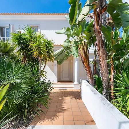 Captivating 600m To Vau