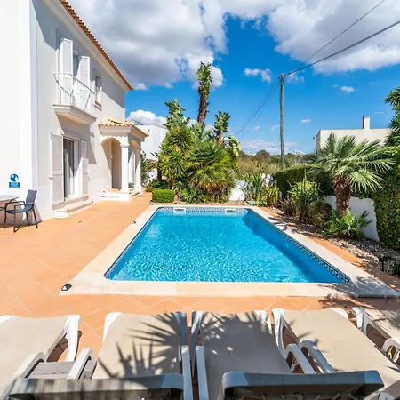 Captivating 600m To Vau *