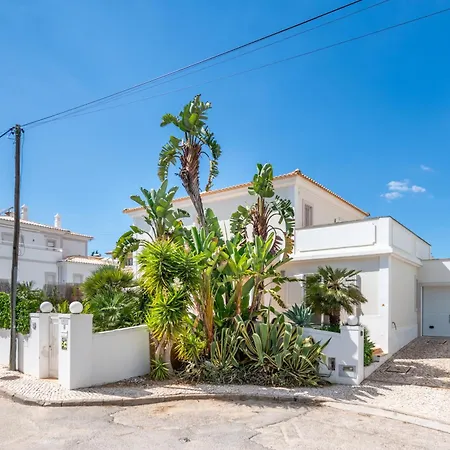 Captivating 600m To Vau *