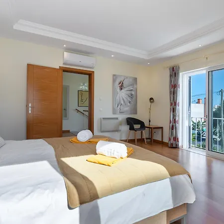 Captivating 600m To Vau Portimao