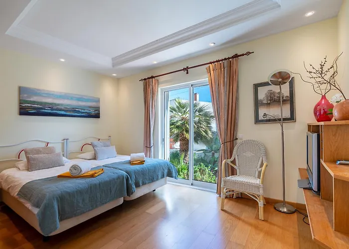 Captivating 600m To Vau * Portimão