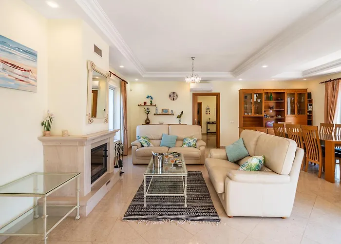 Captivating 600m To Vau *